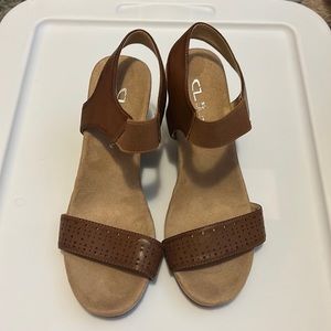 CL by Laundry Wedges Tatum